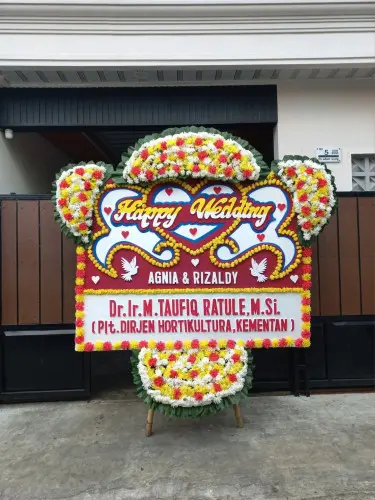 Papan Bunga Pernikahan kandangsapi